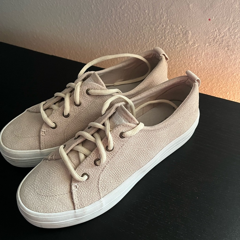 Sperry Women's Cream Textured Sneakers